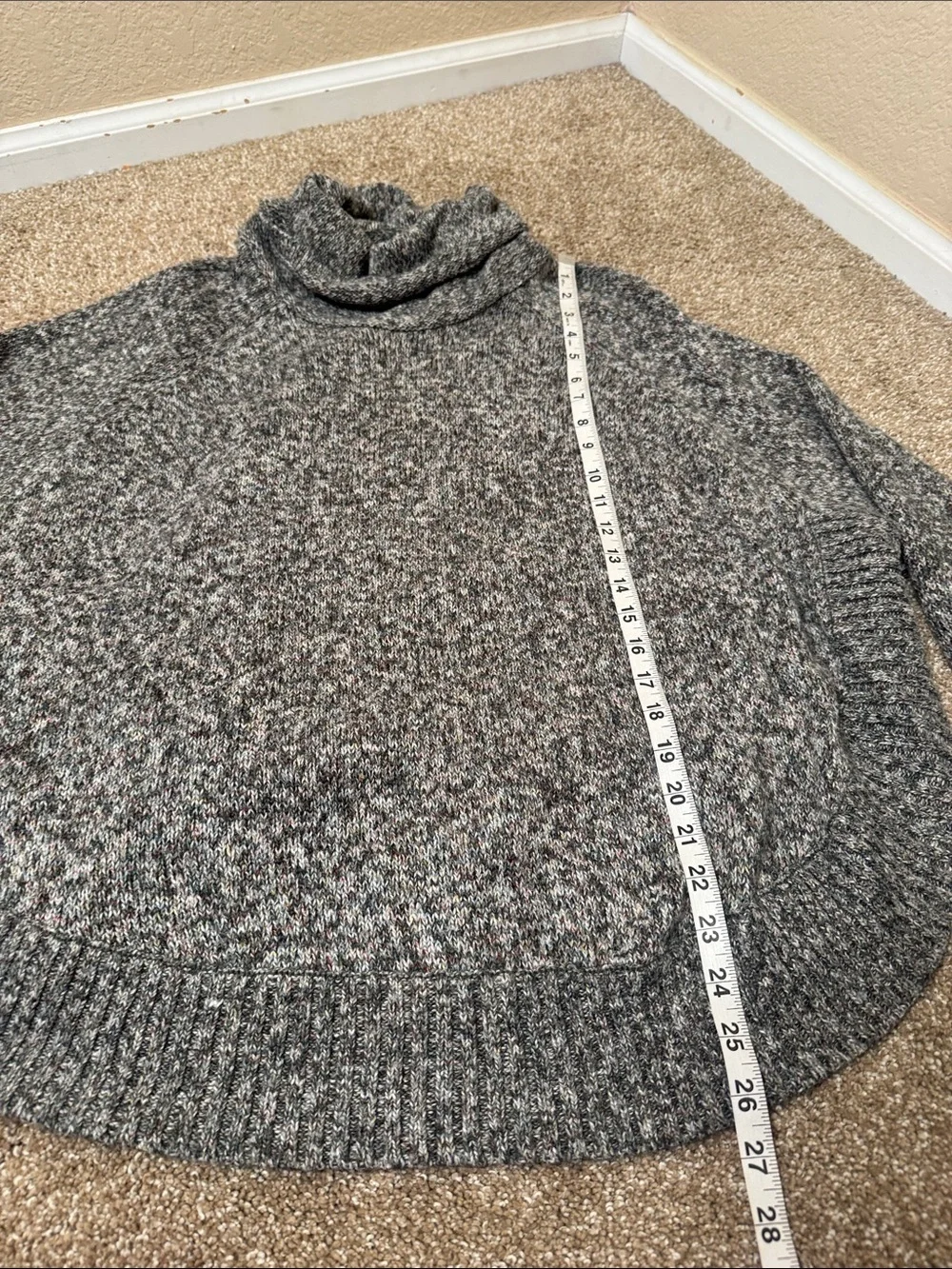 Leo & Nicole Cozy Gray Marled Turtleneck Sweater chunky knit SZ LG slouchy fit